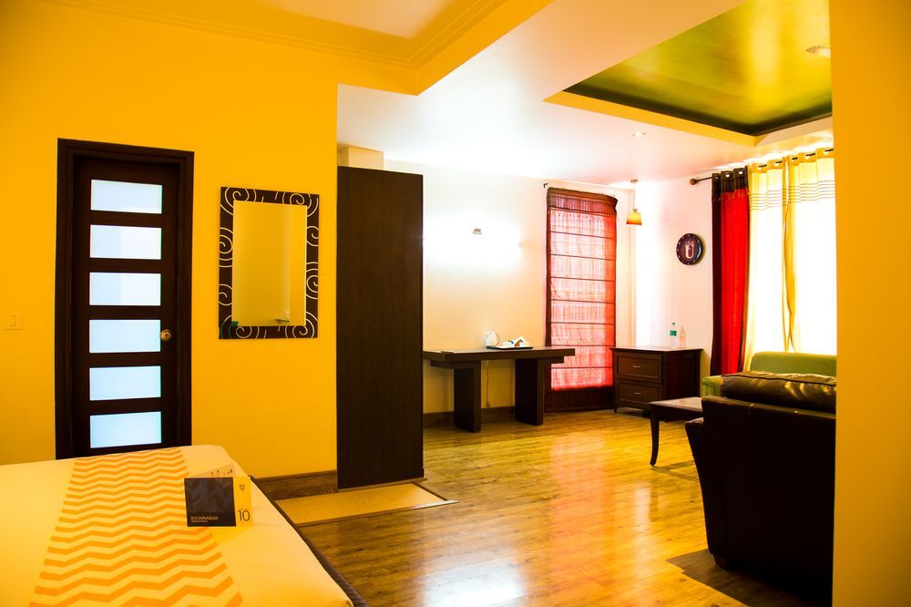 Super Collection O Sakshi Hotel Gurgáon Kültér fotó